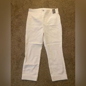 New York & Co White capri pants size L